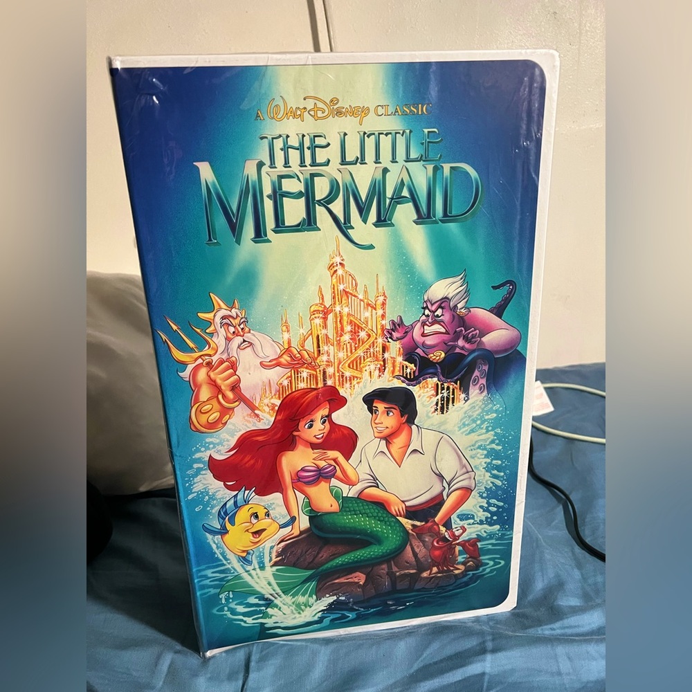 Disney The Little Mermaid Classic VHS Boxed Silk Touch Throw, 50" x 70"